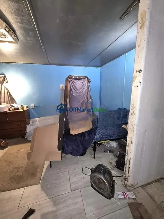 Off-market house in Coolidge, Arizona — 1 bed, 1 bath, $39,999 — photo 2 of 8