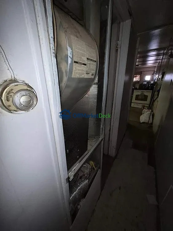 Off-market house in Coolidge, Arizona — 1 bed, 1 bath, $39,999 — photo 6 of 8