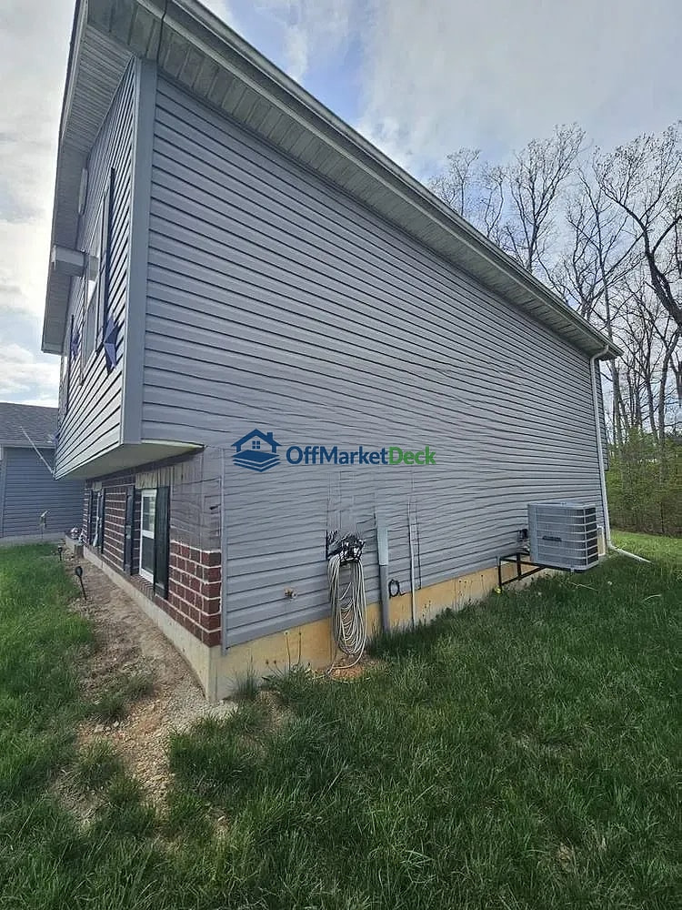 Off-market house in Foristell, Missouri — 3 beds, 2 baths, $229,900 — photo 3 of 8