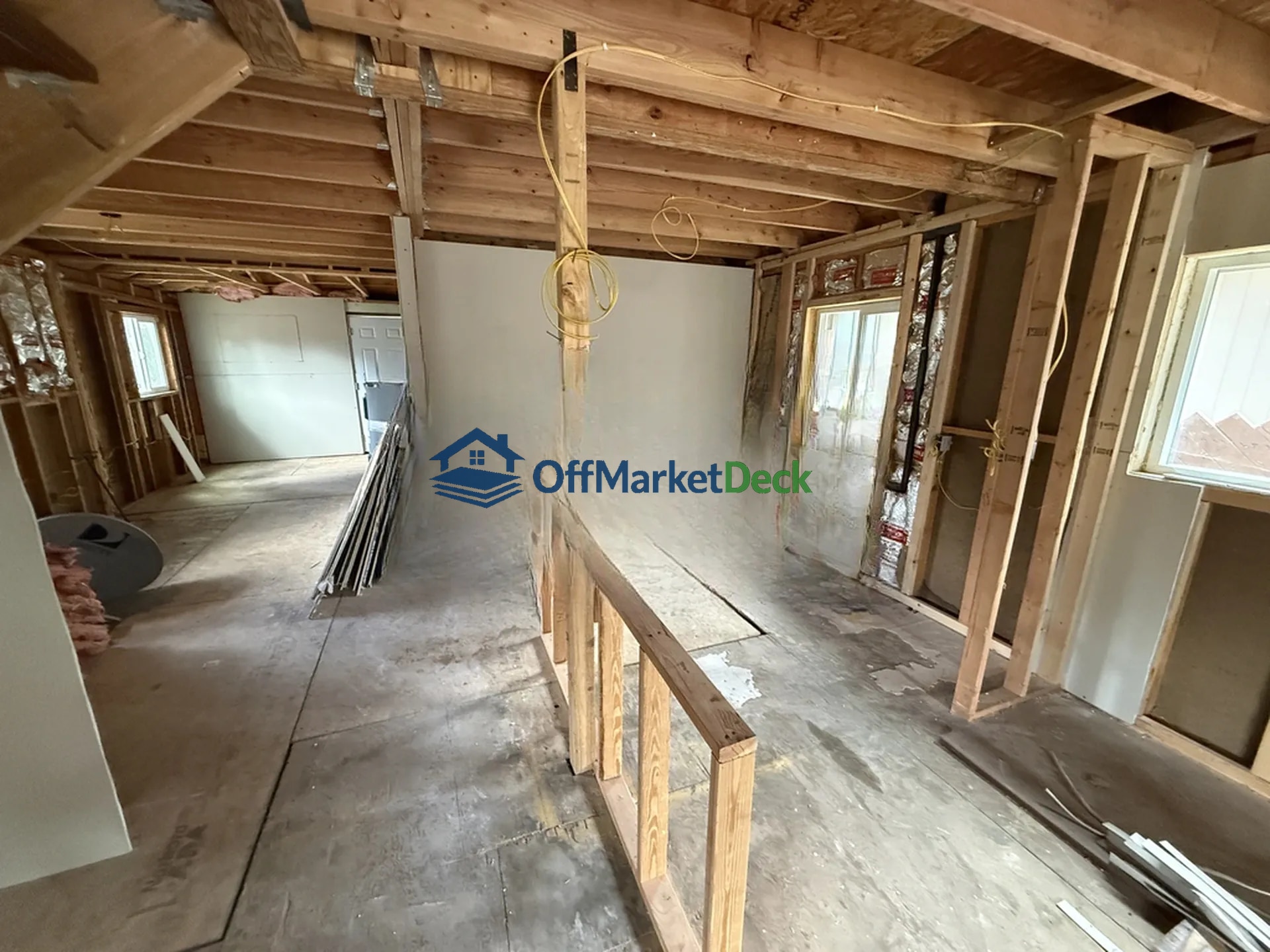 Off-market house in Munds Park, Arizona — 2 beds, 1 bath, $314,990 — photo 8 of 8