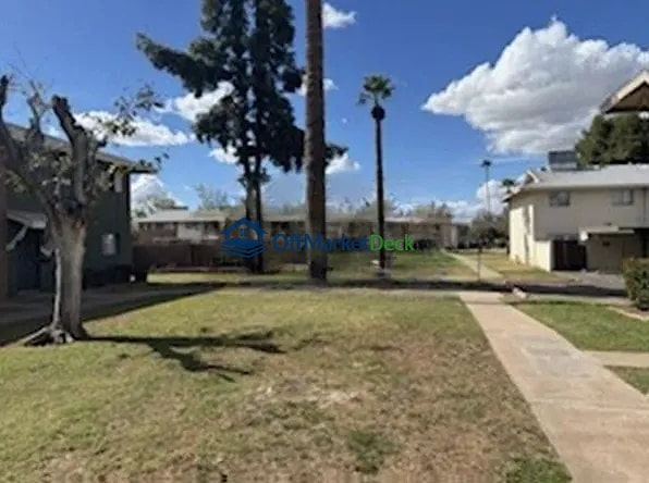 Off-market house in Glendale, Arizona — 2 beds, 1 bath, $139,990 — photo 6 of 8