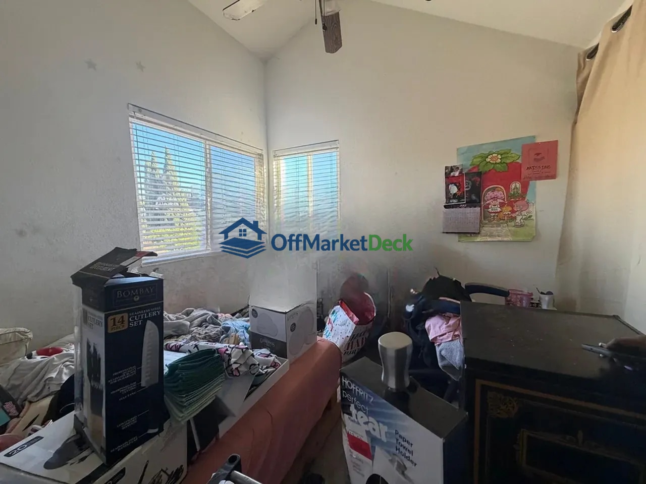 Off-market house in Fremont, California — 3 beds, 2.5 baths, $1,349,900 — photo 4 of 8