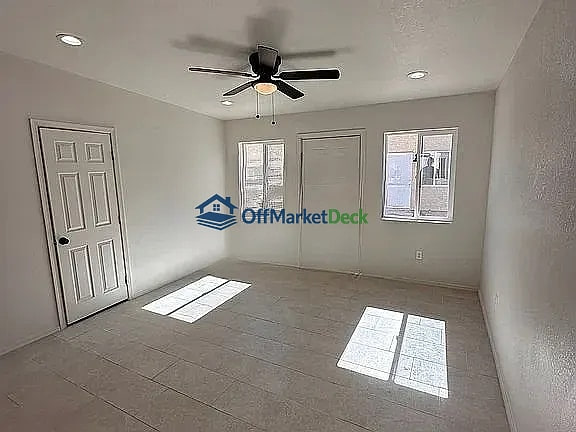 Off-market duplex in Tucson, Arizona — 6 beds, 4 baths, $70,000 — photo 4 of 8