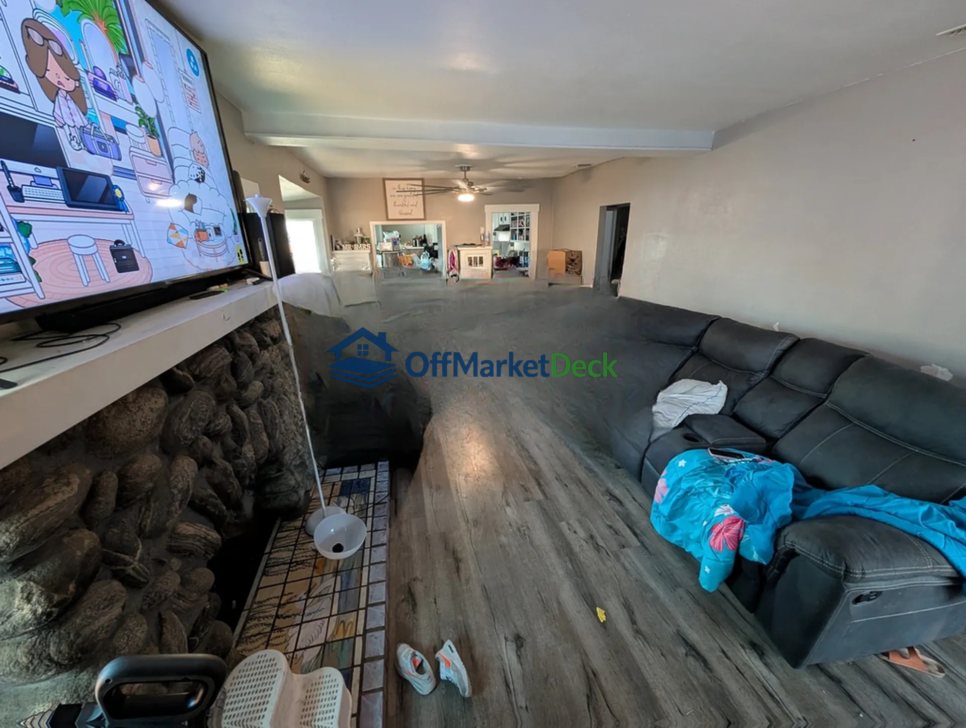 Off-market house in Redlands, California — 3 beds, 1 bath, $410,000 — photo 4 of 8