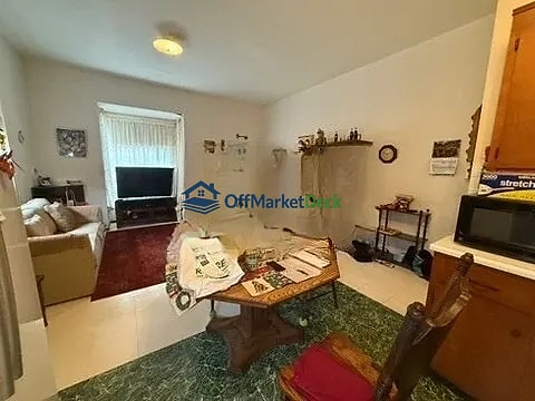 Off-market multi family in Los Angeles, California — 2 beds, 2 baths, $1,250,000 - Blurred background Image
