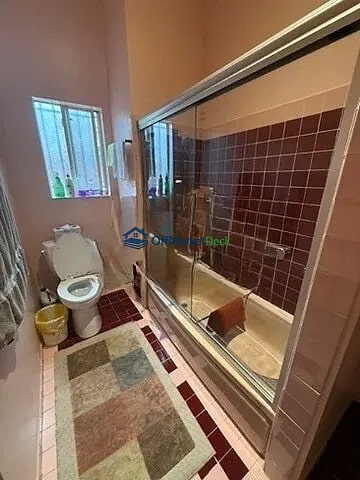 Off-market multi family in Los Angeles, California — 2 beds, 2 baths, $1,250,000 — photo 8 of 8