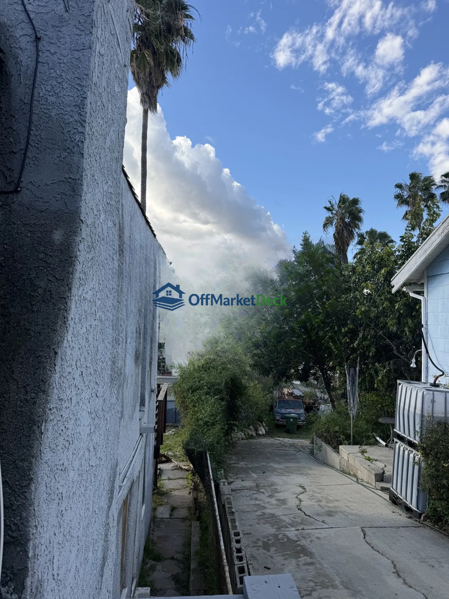 Off-market multi family in Los Angeles, California — 4 beds, 3 baths, $750,000 — photo 4 of 8