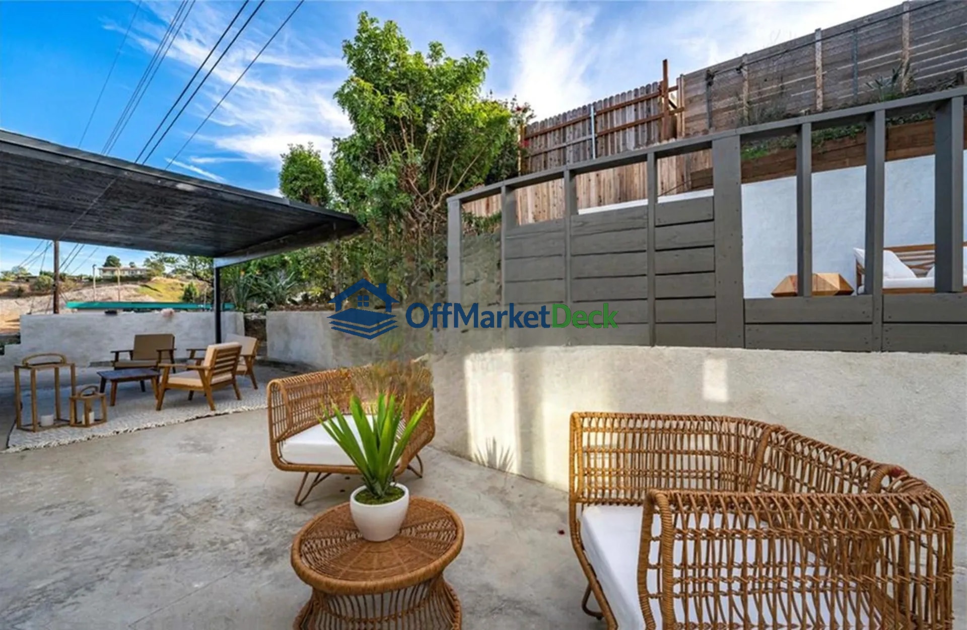 Off-market house in Los Angeles, California — 3 beds, 2 baths, $1,145,000 — photo 4 of 8