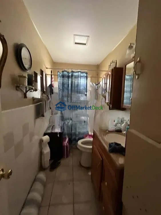 Off-market house in Fort Worth, Texas — 3 beds, 1 bath, $145,000 — photo 4 of 8