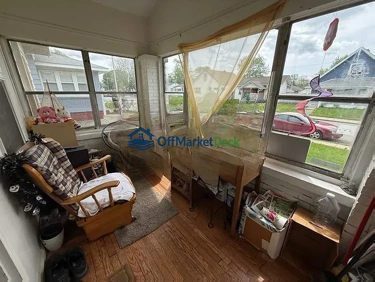 Off-market house in Indianapolis, Indiana — 2 beds, 1 bath, $85,000 — photo 7 of 8