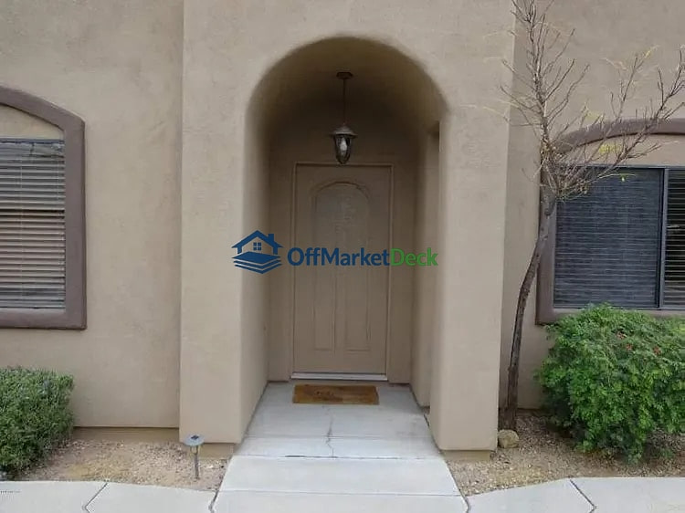 Off-market house in Tucson, Arizona — 3 beds, 2 baths, $260,000 — photo 8 of 8
