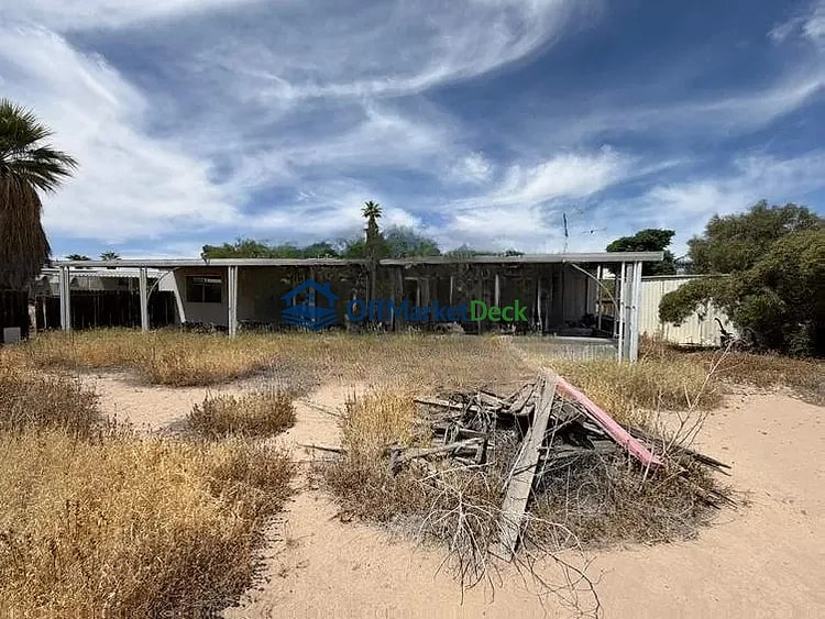 Off-market house in Tucson, Arizona — 1 bed, 1 bath, $84,000 — photo 7 of 8