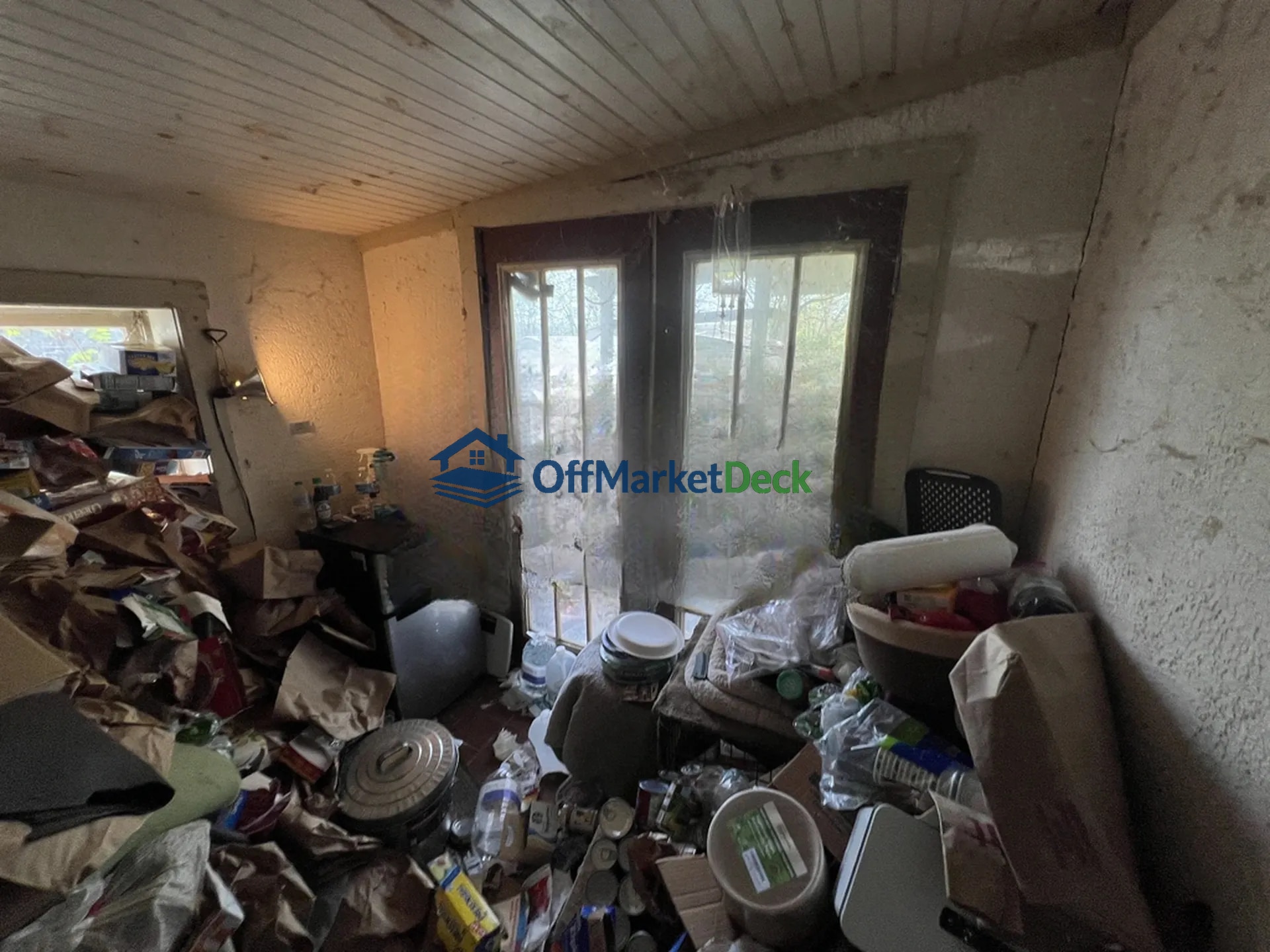 Off-market house in Union Bridge, Maryland — 2 beds, 1 bath, $115,000 — photo 6 of 8