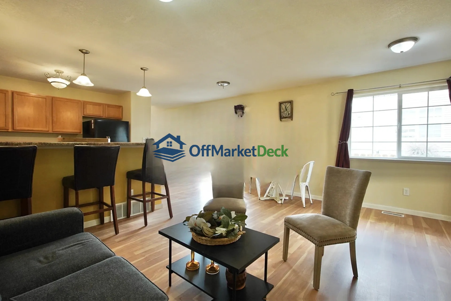 Off-market townhome in Douglas, Wyoming — 3 beds, 2 baths, $219,000 — photo 8 of 8
