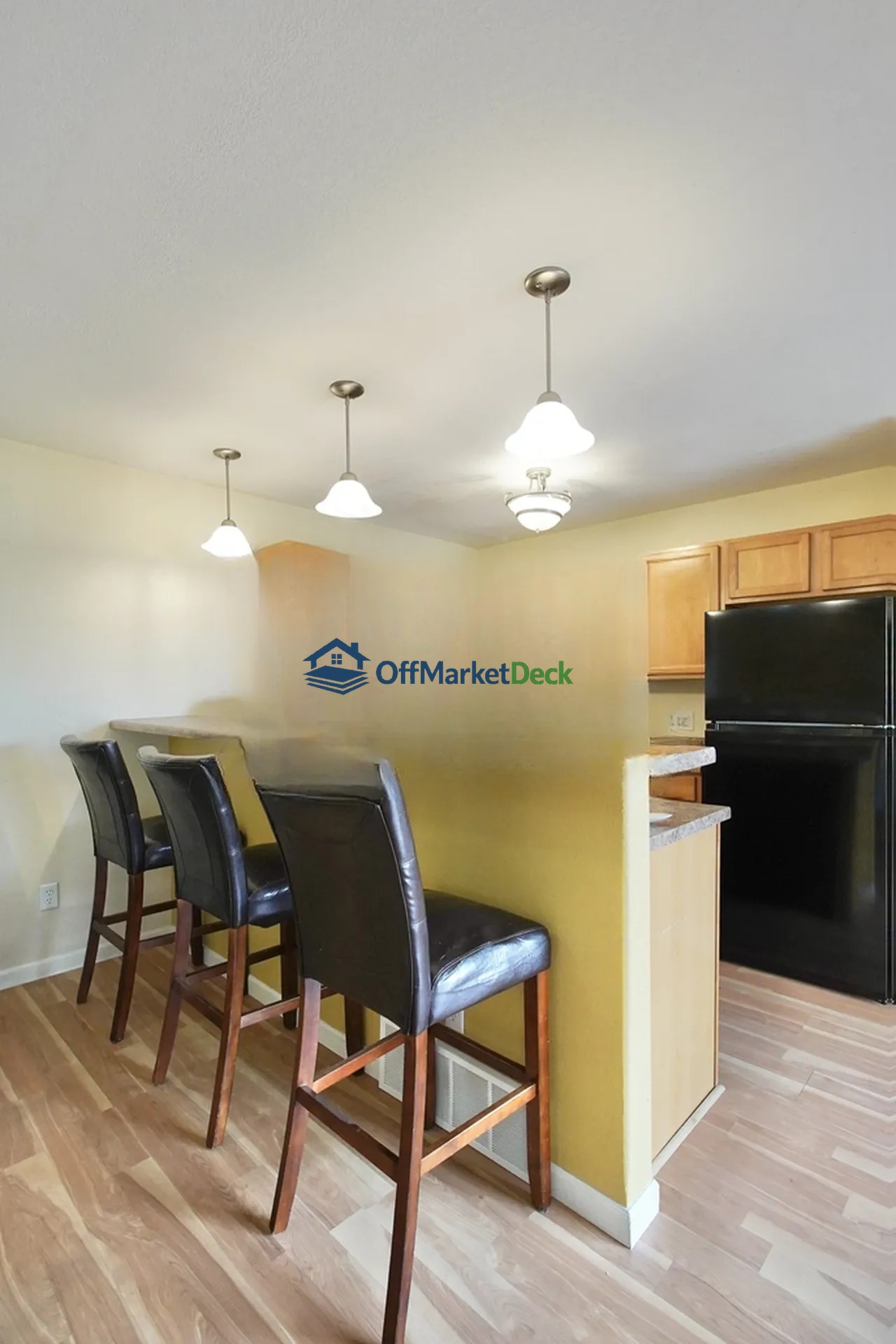Off-market townhome in Douglas, Wyoming — 3 beds, 2 baths, $219,000 — photo 6 of 8