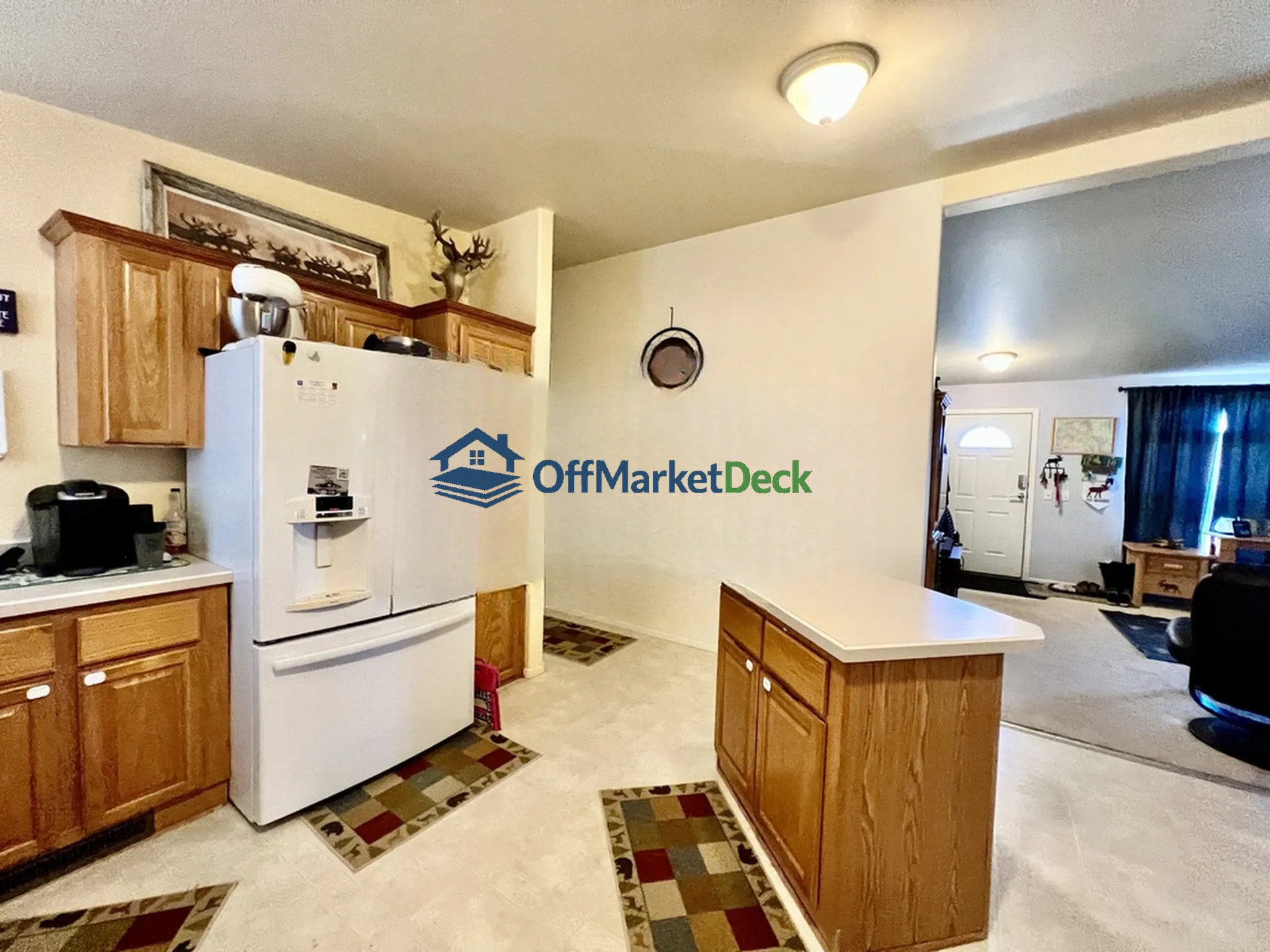 Off-market house in Evansville, Wyoming — 3 beds, 2 baths, $410,000 — photo 4 of 8