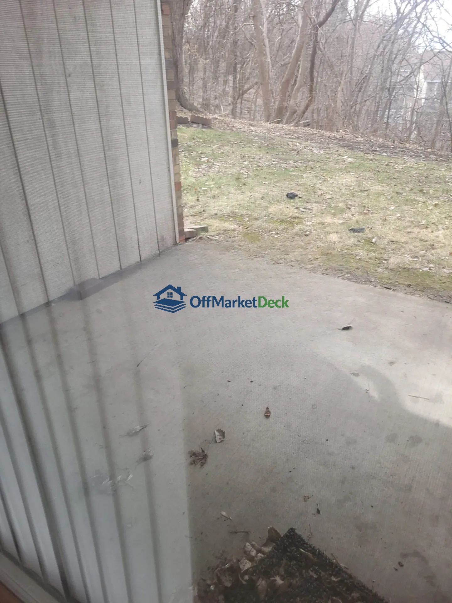 Off-market house in Burnsville, Minnesota — 1 bed, 1 bath, $69,450 — photo 6 of 8