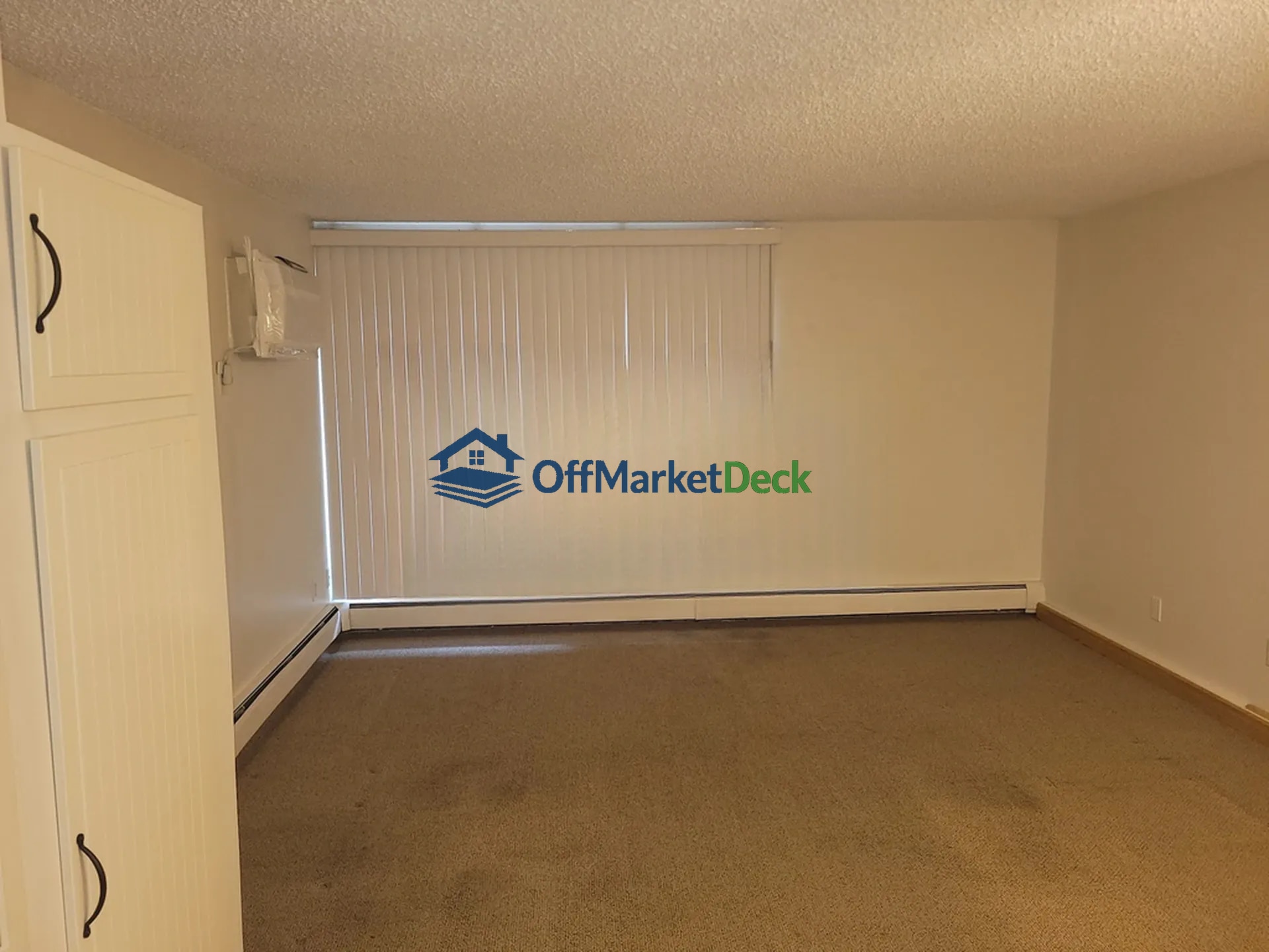 Off-market house in Burnsville, Minnesota — 1 bed, 1 bath, $69,450 — photo 5 of 8