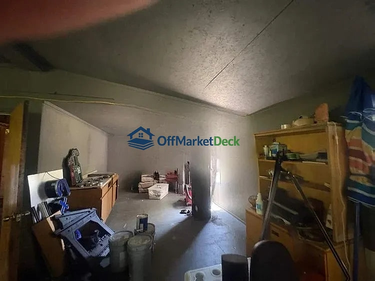 Off-market house in Burgaw, North Carolina — 3 beds, 2 baths, $60,000 — photo 6 of 8