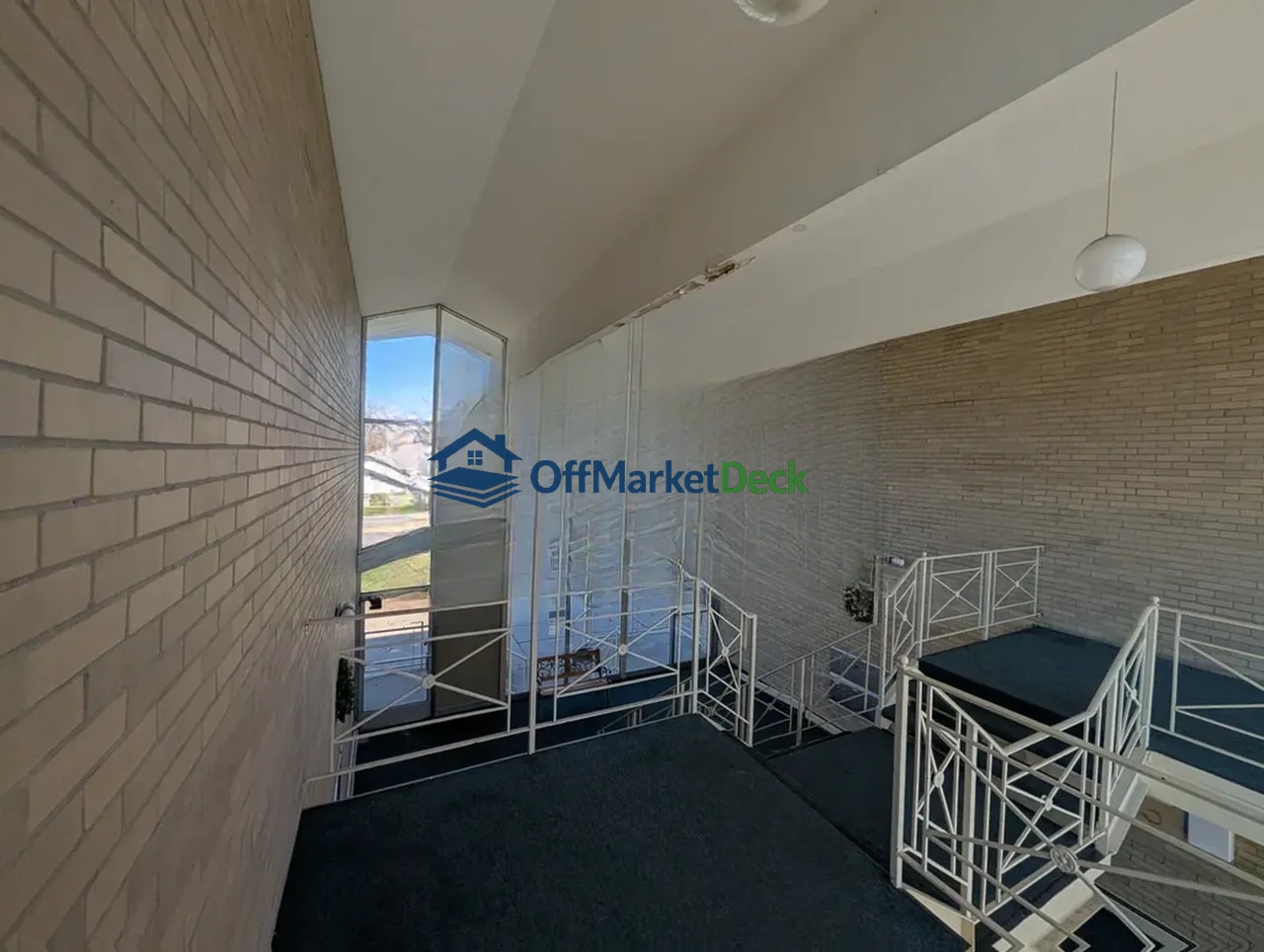 Off-market townhome in Dearborn Heights, Michigan — 2 beds, 1.5 baths, $64,900 — photo 6 of 8