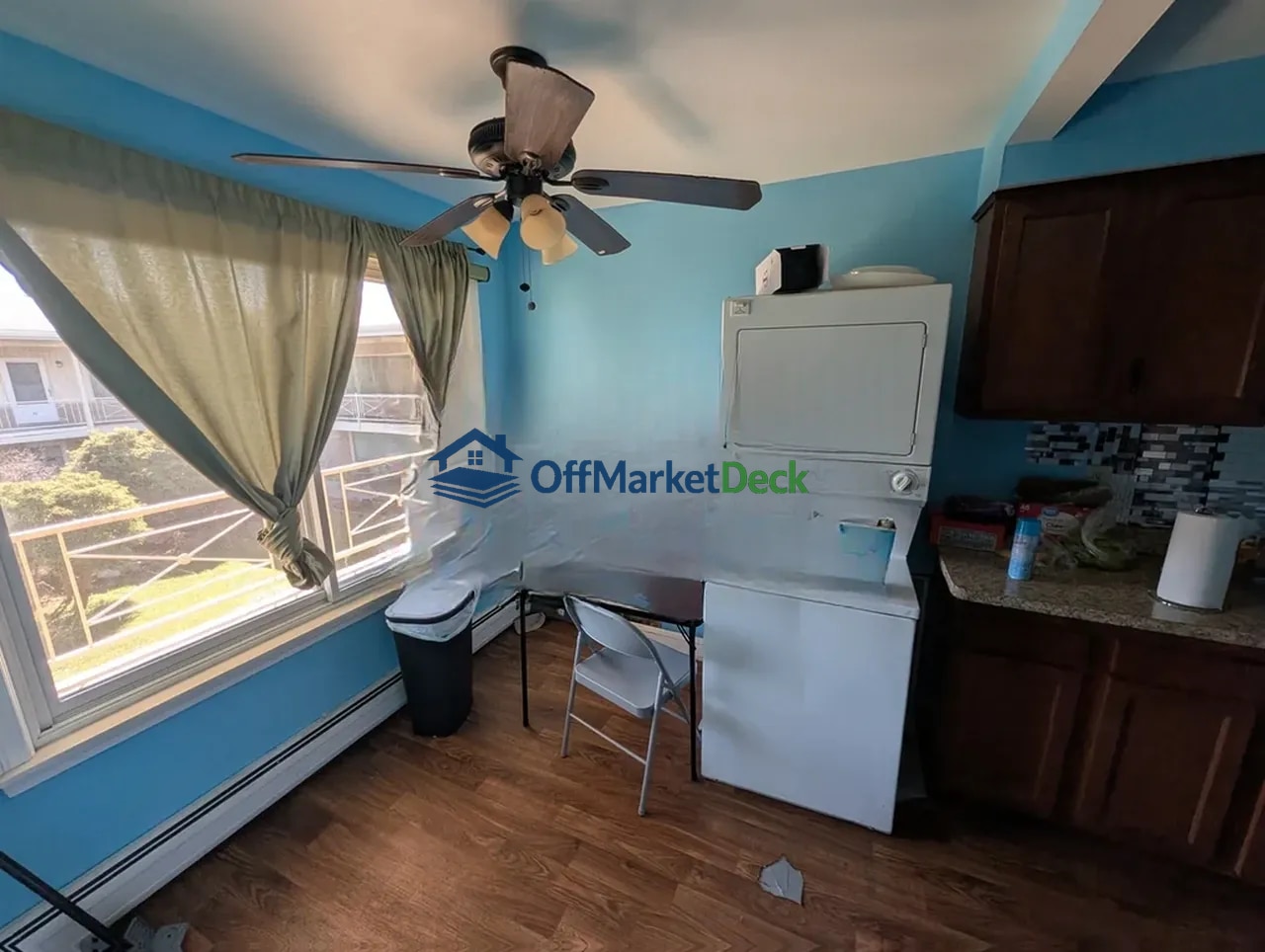 Off-market townhome in Dearborn Heights, Michigan — 2 beds, 1.5 baths, $64,900 — photo 3 of 8