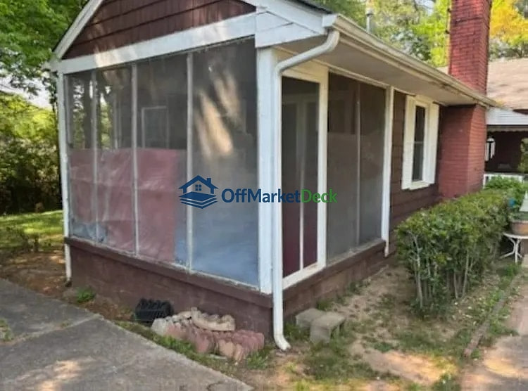 Off-market house in Atlanta, Georgia — 2 beds, 1 bath, $150,000 — photo 4 of 8