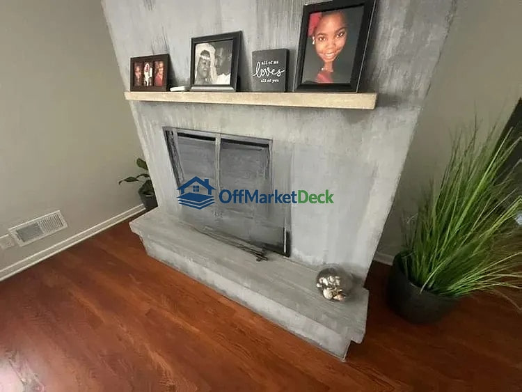 Off-market house in Indianapolis, Indiana — 3 beds, 1 bath, $194,990 — photo 3 of 8
