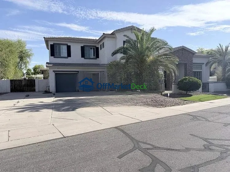 Off-market house in Chandler, Arizona — 5 beds, 4 baths, $825,000