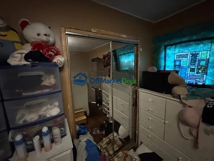 Off-market house in Mobile, Alabama — 2 beds, 1 bath, $79,000 — photo 8 of 8