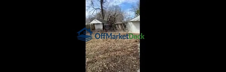Off-market house in St. Louis, Missouri — 3 beds, 1 bath, $16,500 — photo 3 of 8