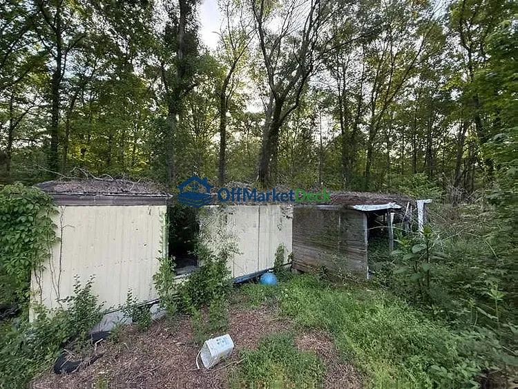 Off-market house in Locust Grove, Georgia — 3 beds, 2 baths, $59,500