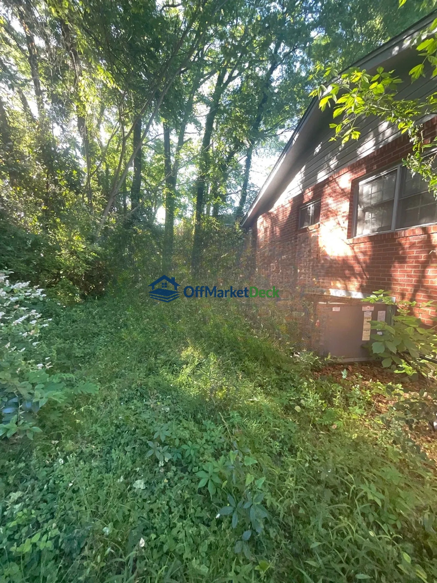 Off-market house in Auburn, Alabama — 3 beds, 2 baths, $250,000