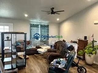 Off-market house in Pendleton, Oregon — 3 beds, 2 baths, $35,000 — photo 5 of 8