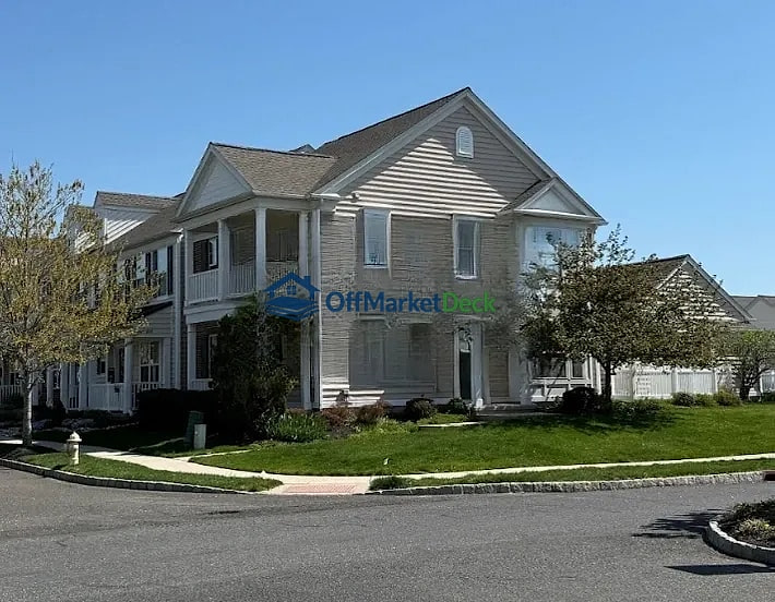 Off-market townhome in Voorhees Township, New Jersey — 3 beds, 2.5 baths, $430,000 - Blurred background Image