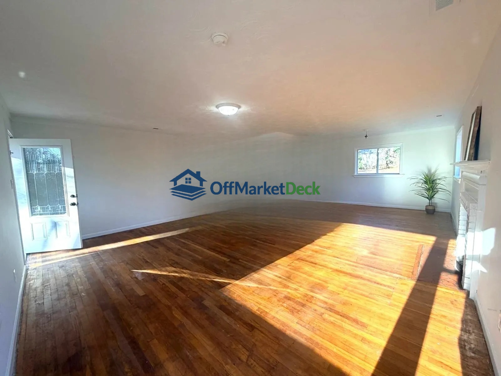 Off-market house in Spartanburg, South Carolina — 3 beds, 1.5 baths, $178,000 — photo 6 of 8
