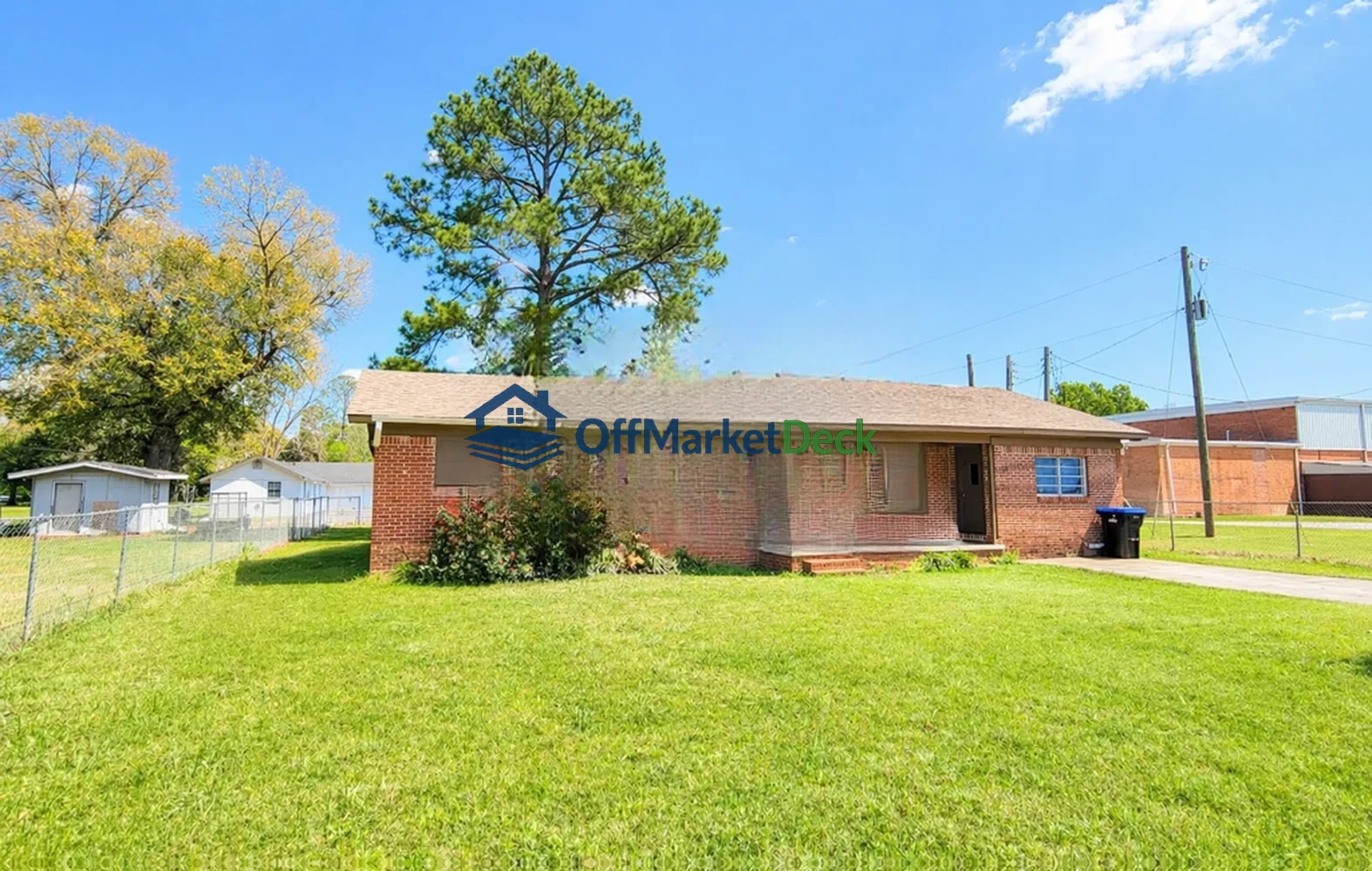 Off-market house in Lucedale, Mississippi — 3 beds, 2 baths, $131,900 — photo 5 of 5