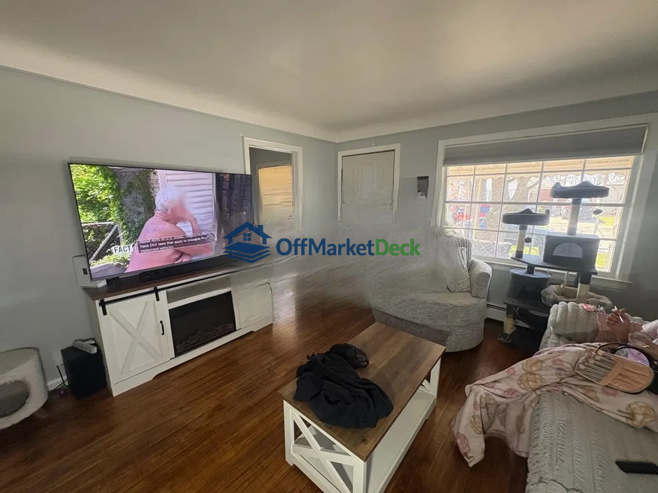 Off-market house in Southgate, Michigan — 2 beds, 1 bath, $129,900 — photo 8 of 8
