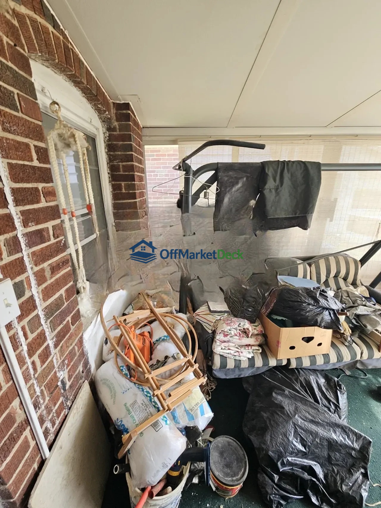 Off-market house in St. Louis, Missouri — 2 beds, 2 baths, $19,900 — photo 8 of 8