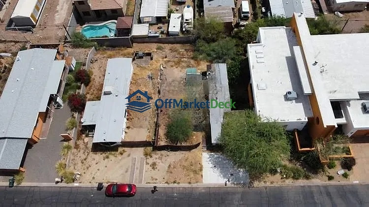 Off-market house in Phoenix, Arizona — 1 bed, 1 bath, $119,990 — photo 6 of 8