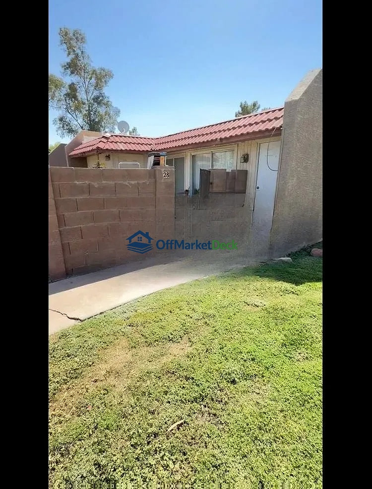 Off-market house in Mesa, Arizona — 2 beds, 1 bath, $179,990