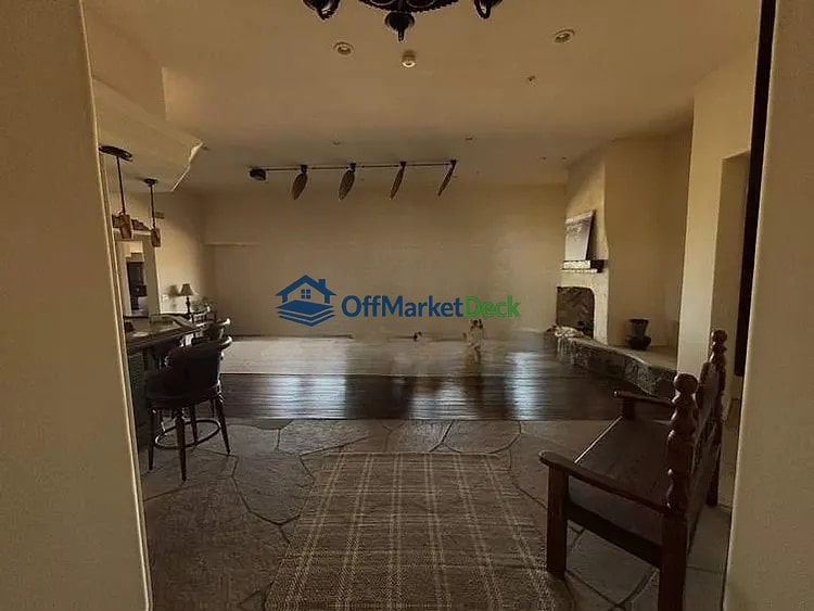 Off-market house in Scottsdale, Arizona — 3 beds, 3.5 baths, $1,565,000 — photo 5 of 8