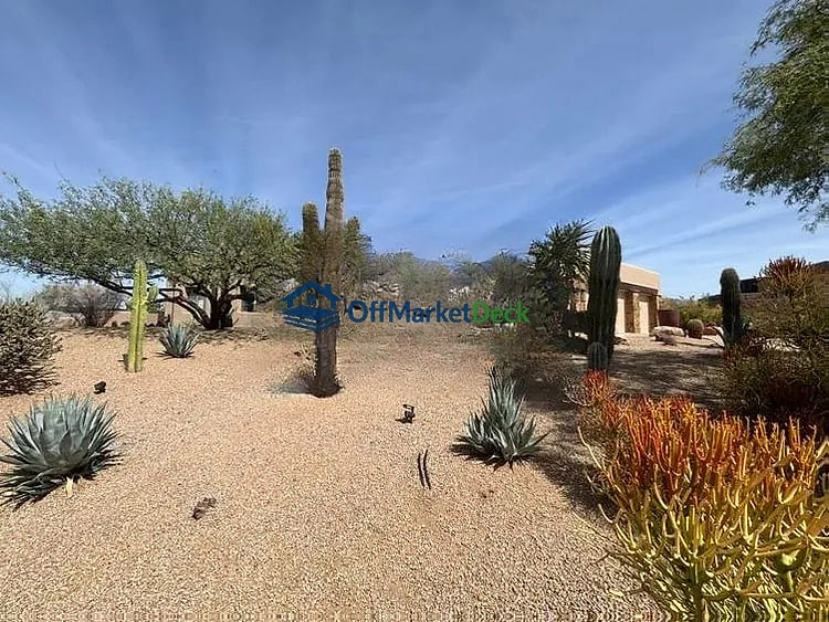 Off-market house in Scottsdale, Arizona — 3 beds, 3.5 baths, $1,565,000