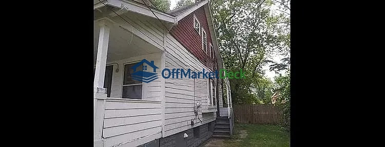 Off-market house in Cleveland, Ohio — 6 beds, 4 baths, $145,000 — photo 7 of 8