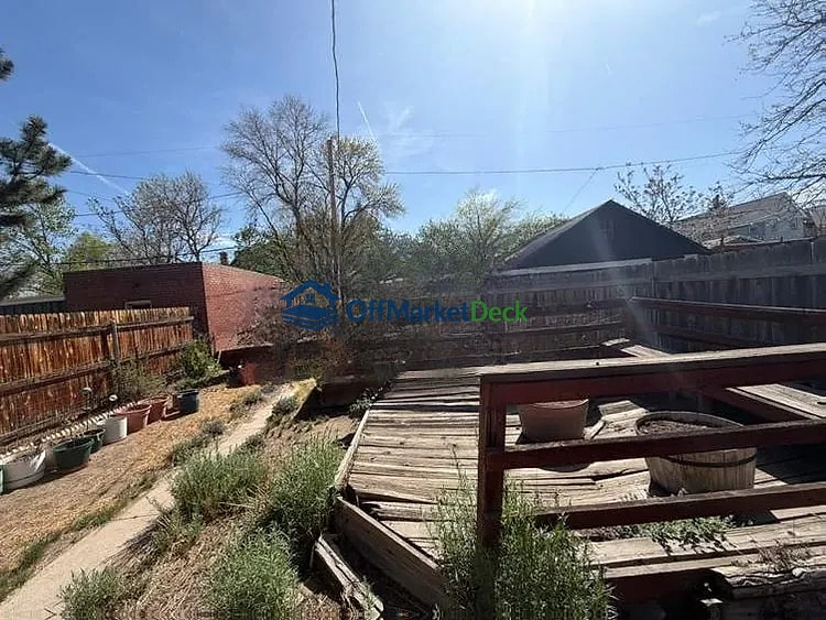 Off-market house in Denver, Colorado — 1 bed, 1 bath, $320,000 — photo 6 of 8