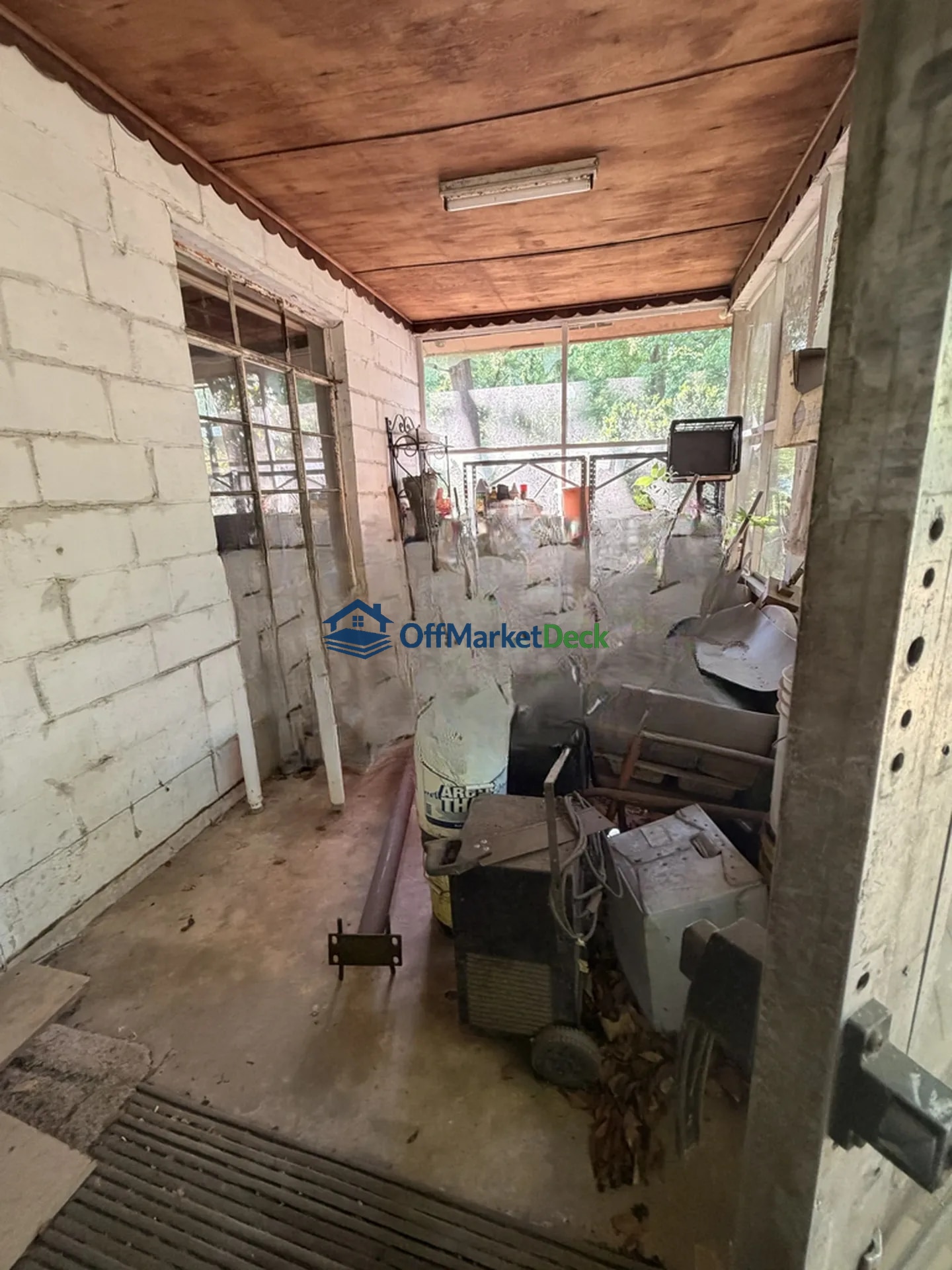 Off-market house in Oxon Hill, Maryland — 3 beds, 1 bath, $372,000