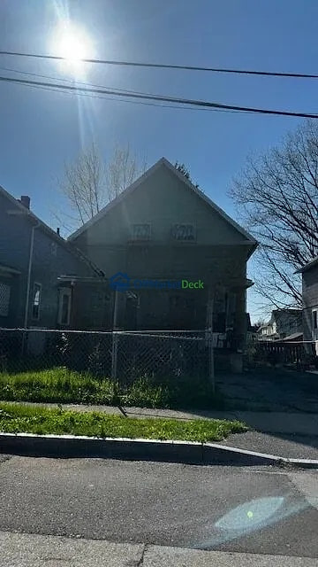 Off-market house in Rochester, New York — 3 beds, 1 bath, $44,900 — photo 4 of 8