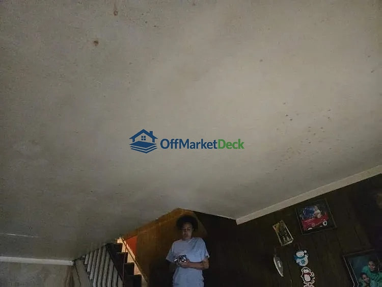 Off-market house in Philadelphia, Pennsylvania — 3 beds, 1 bath, $68,000 — photo 8 of 8