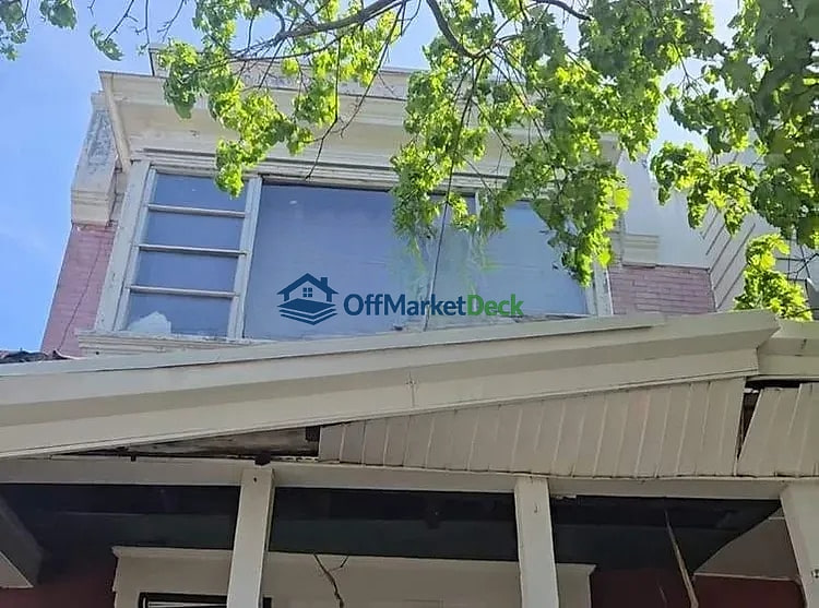 Off-market house in Philadelphia, Pennsylvania — 3 beds, 1 bath, $68,000 — photo 2 of 8