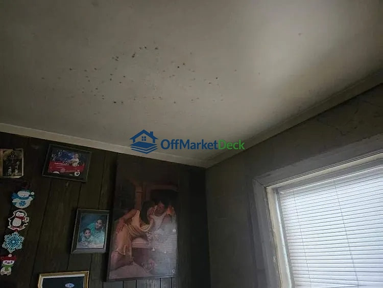 Off-market house in Philadelphia, Pennsylvania — 3 beds, 1 bath, $68,000 — photo 7 of 8