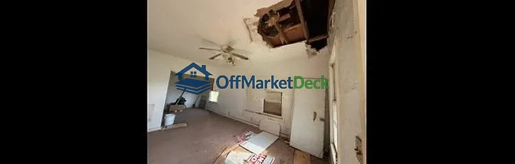 Off-market house in Watonga, Oklahoma — 3 beds, 2 baths, $35,000 — photo 7 of 8